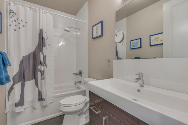 157 8th St, Hoboken, NJ 07030 - full bath with shower / bathtub combination with curtain and vanity