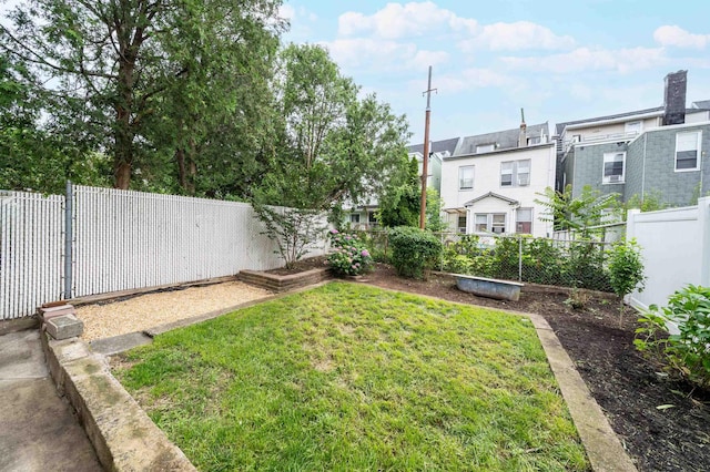 27 48th St, Weehawken, NJ 07086 - fenced backyard with a garden