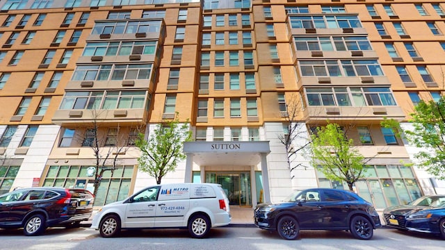 view of building exterior