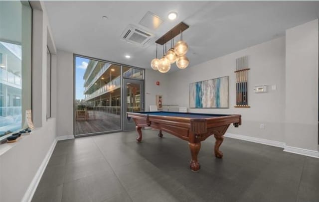 playroom featuring baseboards and billiards table