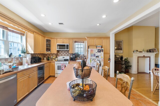 93 Sherman Pl, Jersey City, NJ 07307 - photo 8