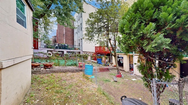 view of yard featuring fence
