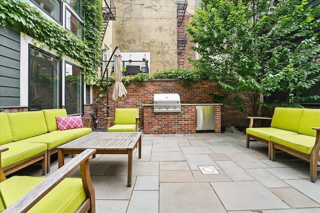 324 Hudson St # 1, Hoboken, NJ 07030 - view of patio with an outdoor hangout area