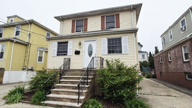372 9th St, Fairview, NJ 07022 - view of front facade