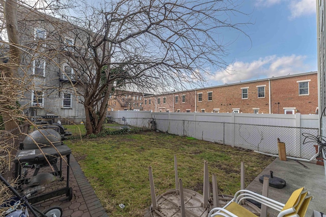 view of yard with a patio