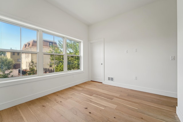 90 E 27th St, Bayonne, NJ 07002 - photo 20