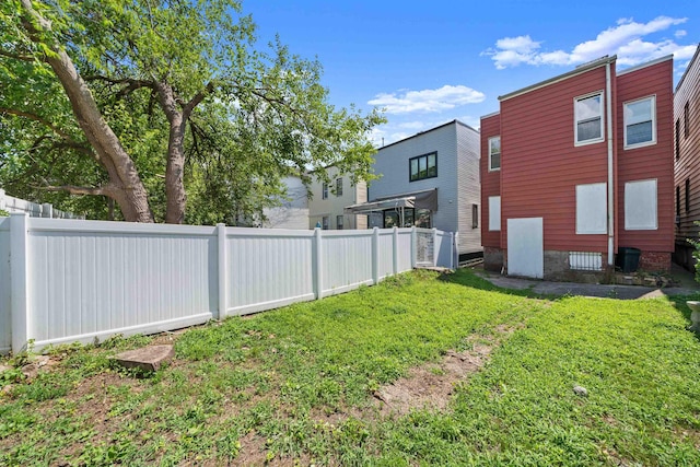 152 Bidwell Ave, Jersey City, NJ 07305 - view of yard