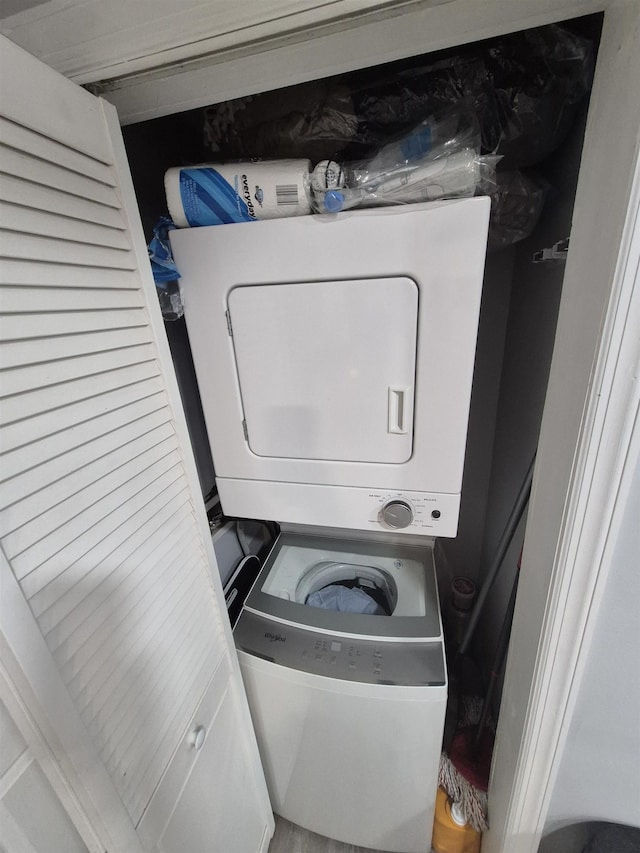 1200 Central Ave Unit B2, Union City, NJ 07087 - washroom with estacked washer and dryer