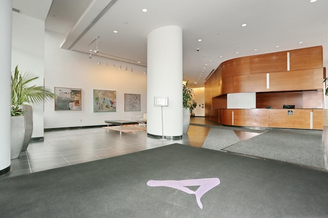 389 Washington St Unit 30C, Jersey City, NJ 07302 - reception area with recessed lighting