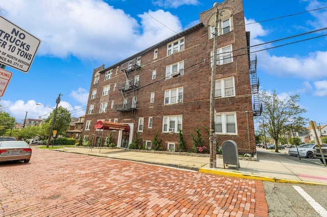 31 75th St Unit 9, North Bergen, NJ 07047 - view of apartment building / complex