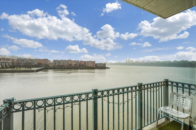 252 The Promenade Unit 252, Edgewater, NJ 07020 - water view