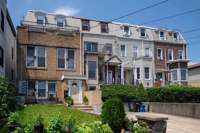 300 Paterson Plank Rd, Jersey City, NJ 07307 - view of multi unit property