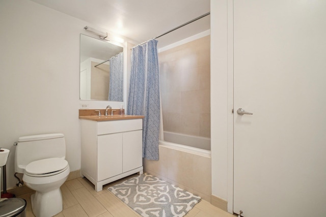 full bathroom with vanity, toilet, and shower / bath combo