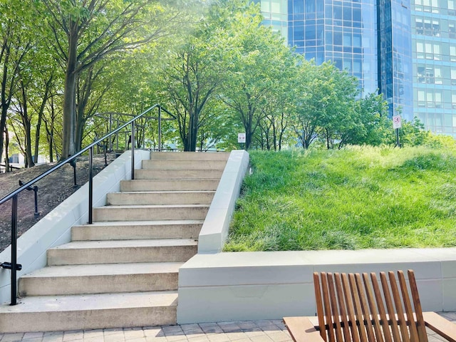 77 Hudson St Unit 1408, Jersey City, NJ 07302 - view of stairway