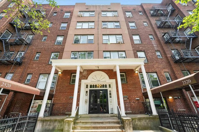2520 Kennedy Blvd Unit 4J, Jersey City, NJ 07304 - view of apartment building / complex