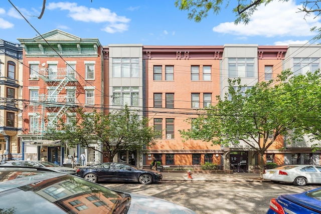 78 Wayne St Unit 303, Jersey City, NJ 07302 - photo 2