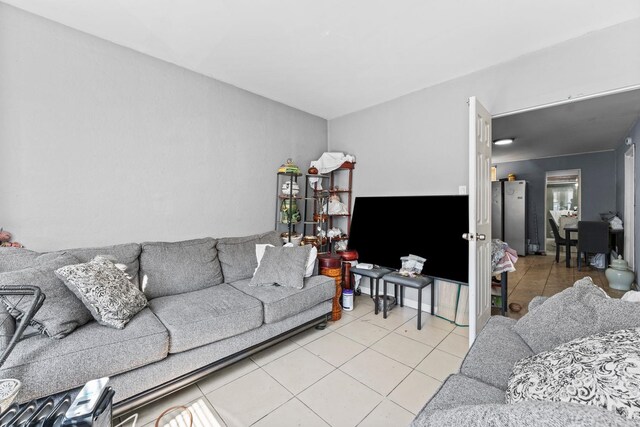 6113 Washington St, West New York, NJ 07093 - living room featuring light tile patterned floors