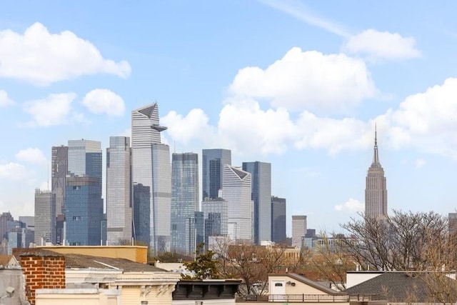 1163 Summit Ave Unit 2, Jersey City, NJ 07307 - skyline view