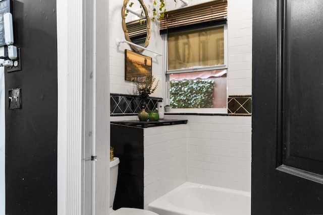 258 Montgomery St Unit 0, Jersey City, NJ 07302 - full bathroom with toilet and a bath