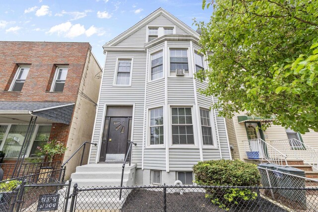 319 44th St, Union City, NJ 07087 - photo 24