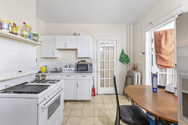 319 44th St, Union City, NJ 07087 - photo 9