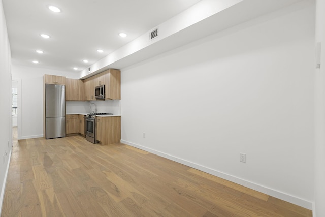364 8th St Unit 2R, Jersey City, NJ 07302