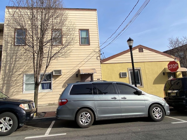 view of home's exterior