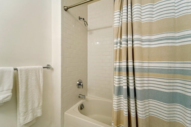 full bathroom featuring shower / tub combo with curtain