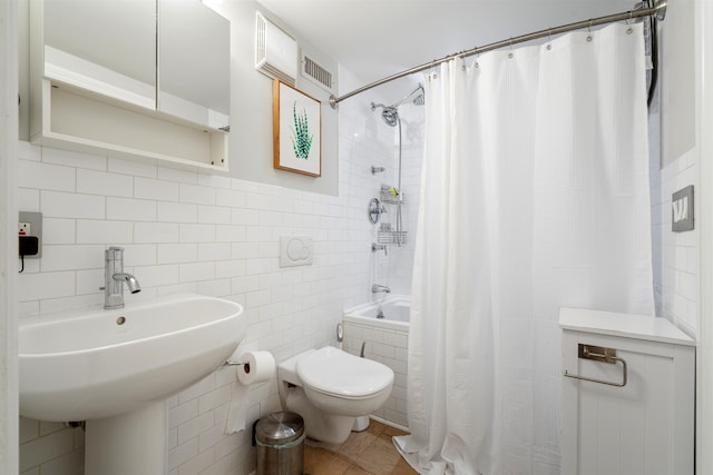 275 5th St Unit 1, Jersey City, NJ 07302 - full bath with tiled shower / bath and tile walls