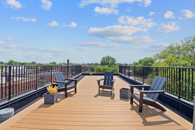 206 Fulton Ave # 2, Jersey City, NJ 07305 - view of wooden deck