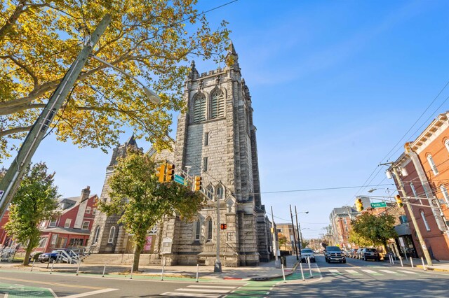 206 Fulton Ave # 2, Jersey City, NJ 07305 - view of building exterior