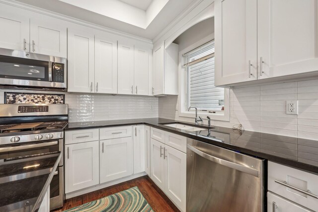 259 Halladay St Unit 1, Jersey City, NJ 07304 - photo 2