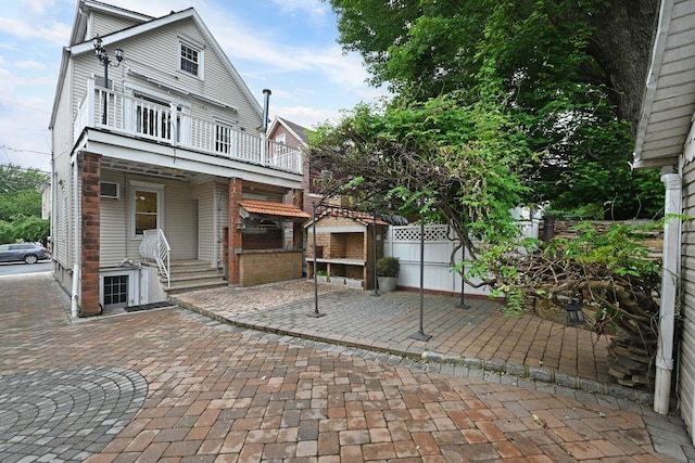 241 Grace Ave, Secaucus, NJ 07094