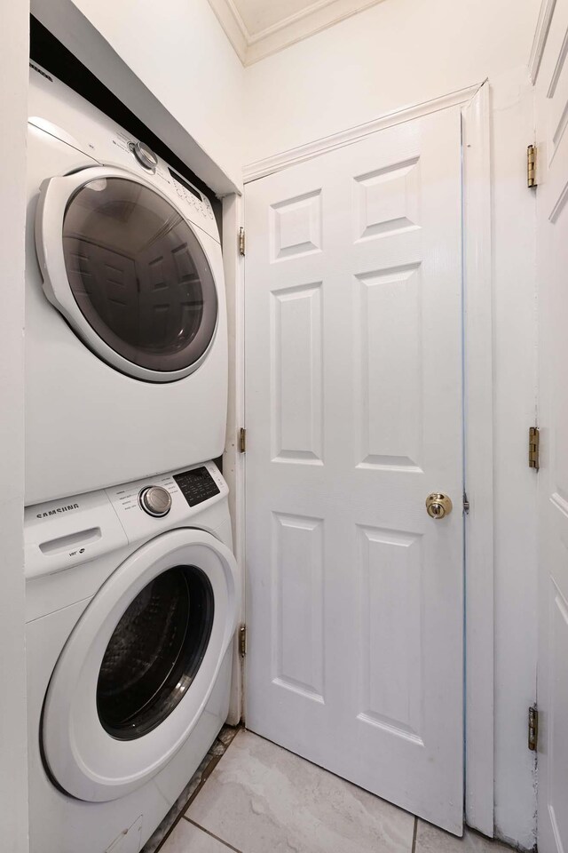 241 Grace Ave, Secaucus, NJ 07094