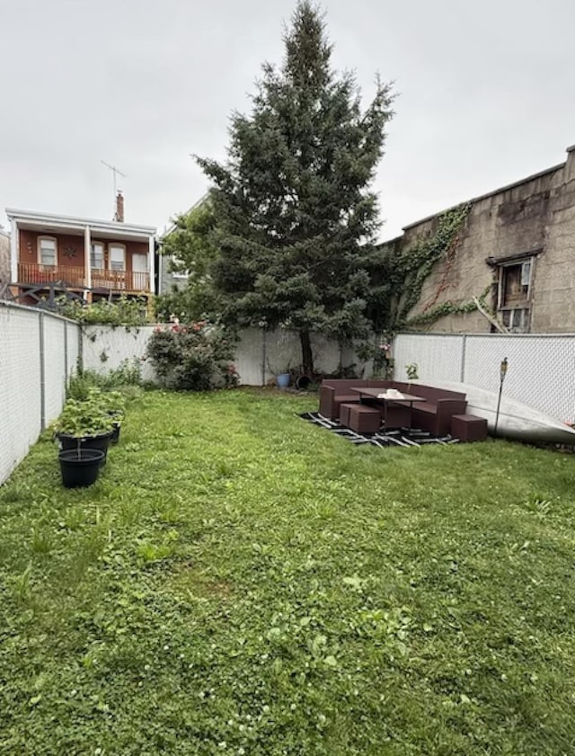 119 W 19th St, Bayonne, NJ 07002 - view of fenced backyard
