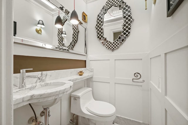 2600 Kennedy Blvd Unit 1H, Jersey City, NJ 07306 - half bath featuring ornamental molding and a decorative wall