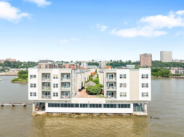 319 The Promenade, Edgewater, NJ 07020 - view of urban area featuring a nearby body of water