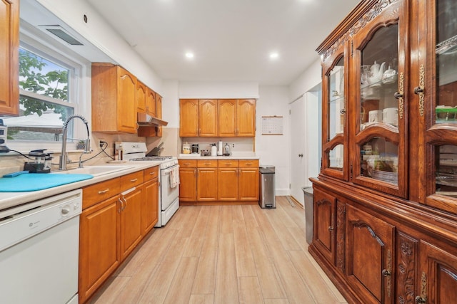 8307 4th Ave, North Bergen, NJ 07047