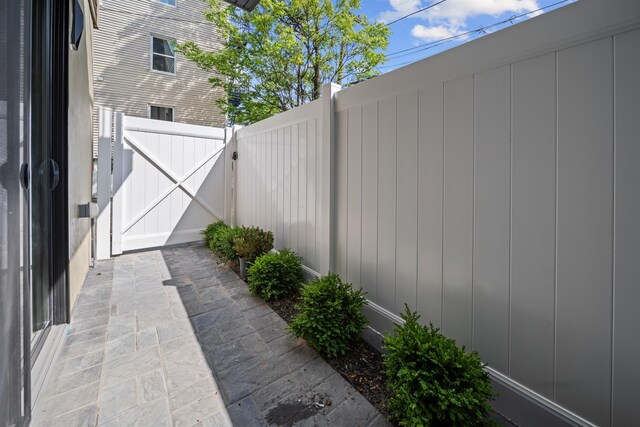 231 Clinton Ave Unit A, Jersey City, NJ 07304 - photo 9