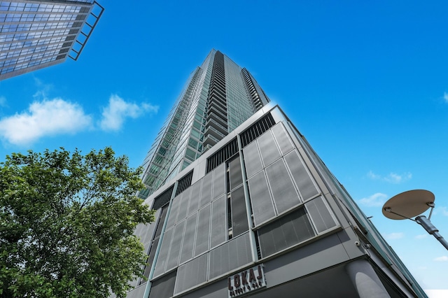 2 2nd St Unit 2405, Jersey City, NJ 07302 - photo 27