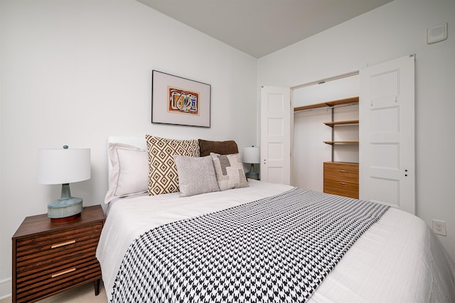 bedroom with a closet