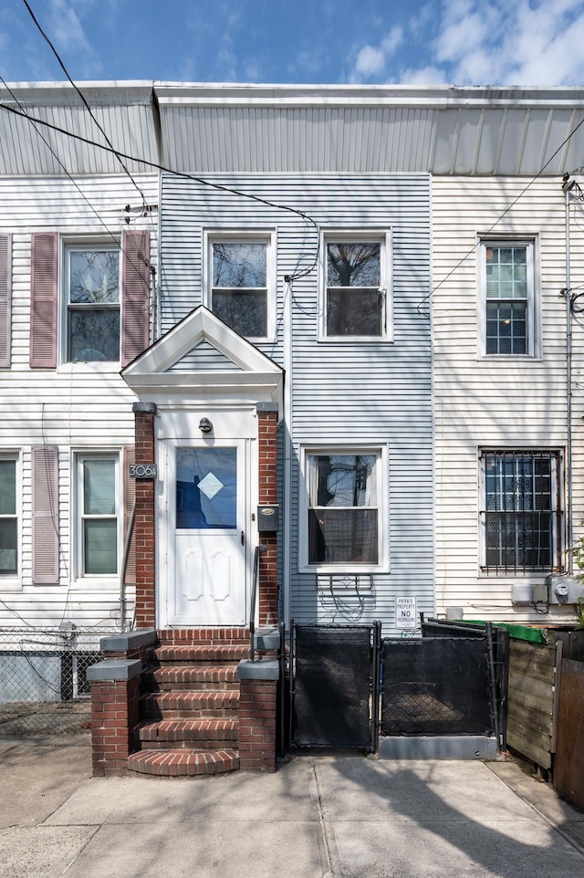 306 Sip Ave Unit 306A, Jersey City, NJ 07306 - multi unit property with entry steps and a gate