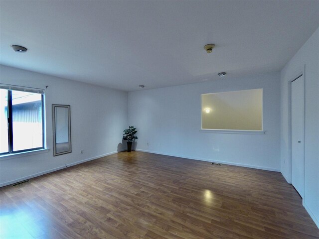 380 Whimbrel Ln, Secaucus, NJ 07094 - photo 11
