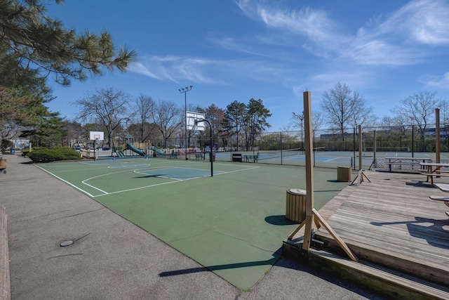 380 Whimbrel Ln, Secaucus, NJ 07094 - photo 35