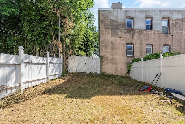 57 Booraem Ave, Jersey City, NJ 07307 - view of yard