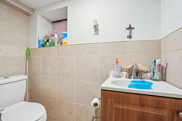 442 Avenue E Ave E, Bayonne, NJ 07002 - bathroom with tile walls, vanity, and toilet