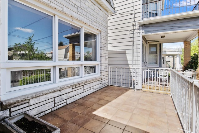 134 W 25th St, Bayonne, NJ 07002 - view of patio / terrace