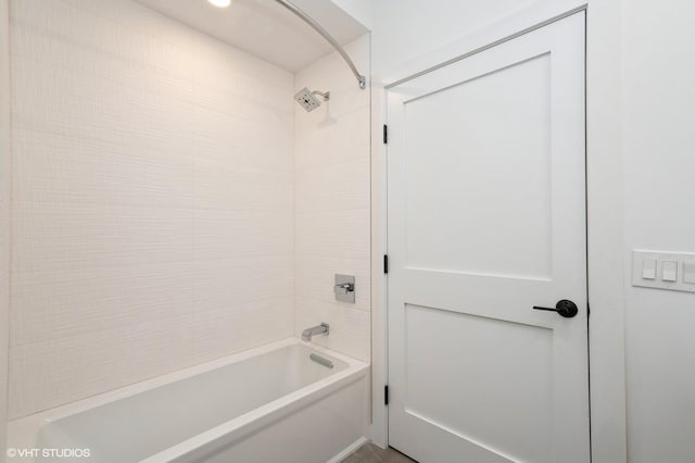 425 3rd St Unit 404, Jersey City, NJ 07302 - full bath with bathtub / shower combination