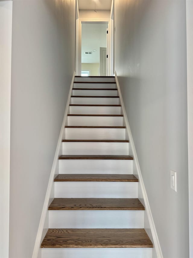 3 Raydol Ave, Secaucus, NJ 07094 - view of stairs