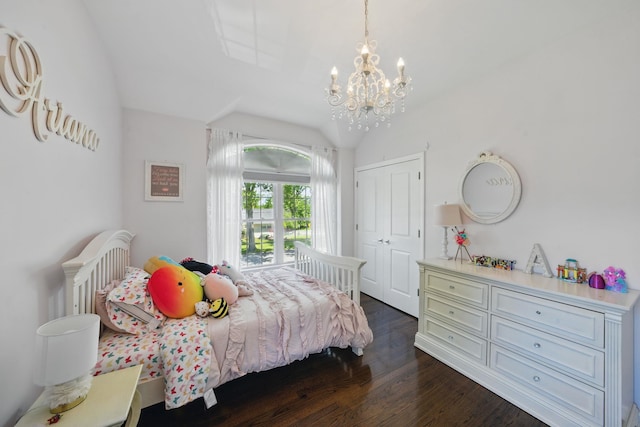 12 Stephen Pl, Little Falls, NJ 07424 - bedroom featuring dark wood-type flooring, vaulted ceiling, a chandelier, and a closet